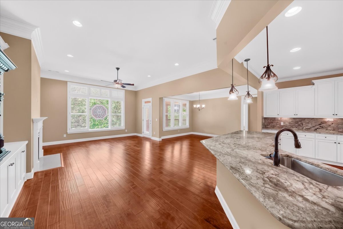 3768 Golden Leaf Point Sw Property Photo 12