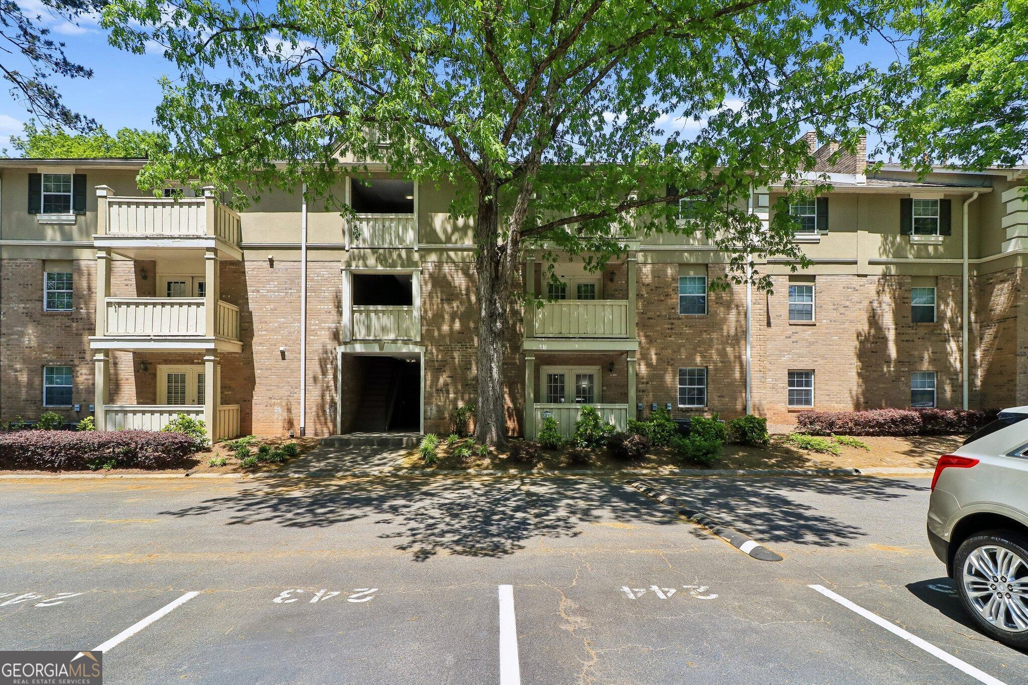 6900 Roswell Road # Q29 Property Photo 1