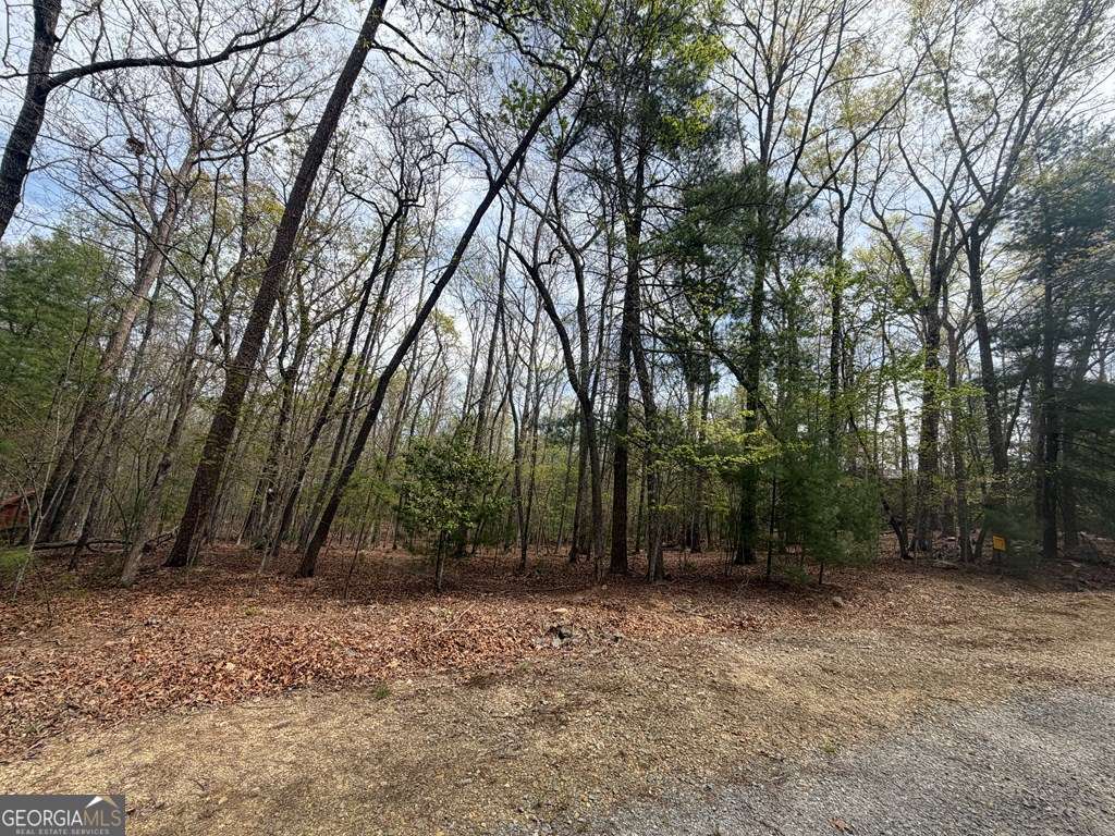 # 2 Amber Way Property Photo 2