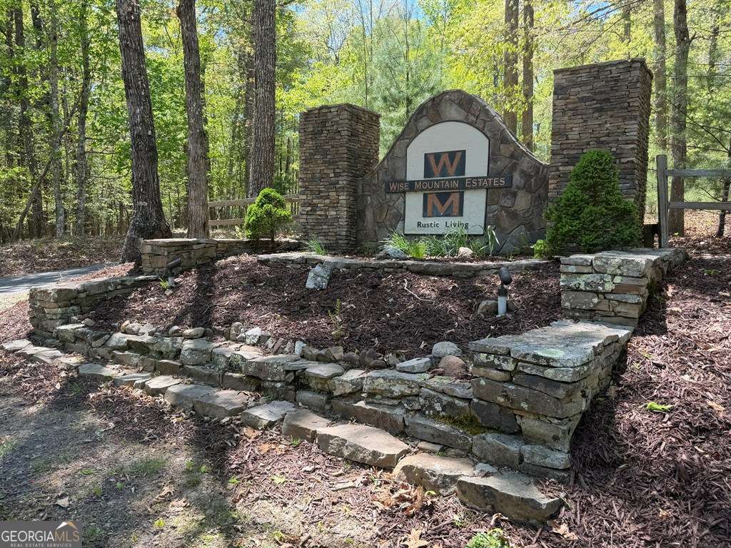 # 2 Amber Way Property Photo 16