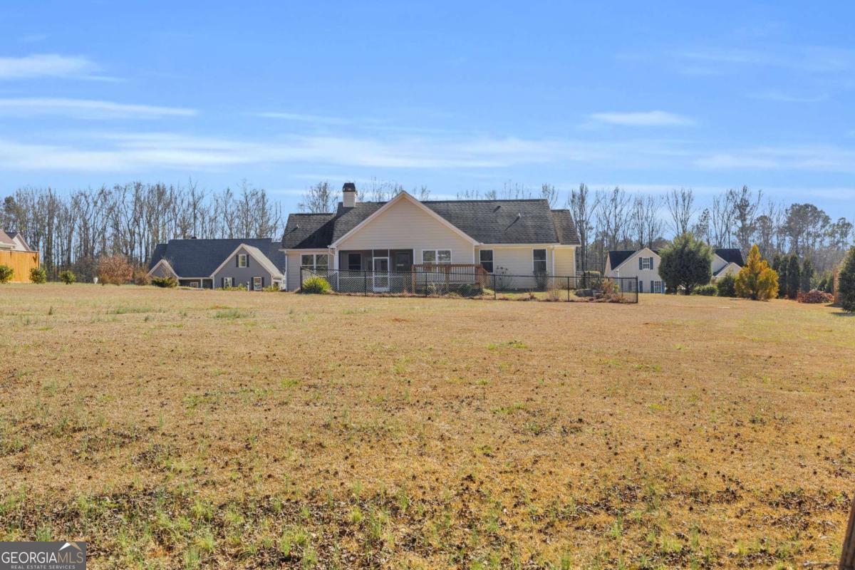226 History Trail Property Photo 4