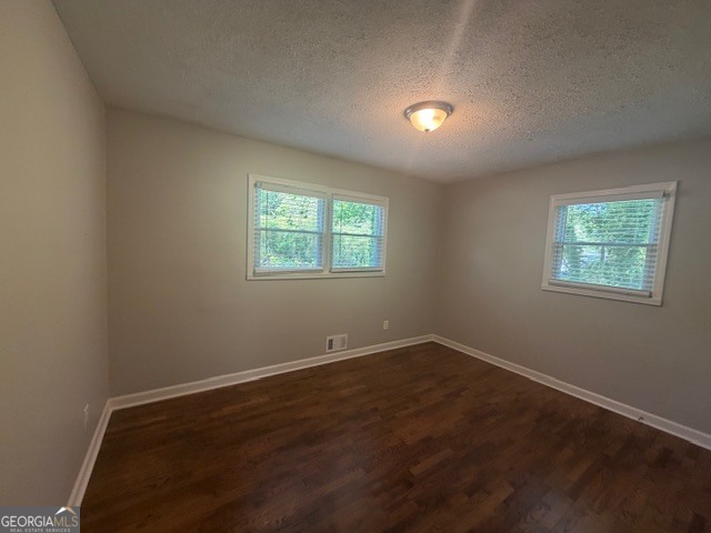6057 Blackhawk Trail Se Property Photo 5