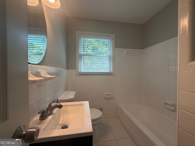 6057 Blackhawk Trail Se Property Photo 6