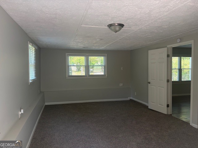 6057 Blackhawk Trail Se Property Photo 9