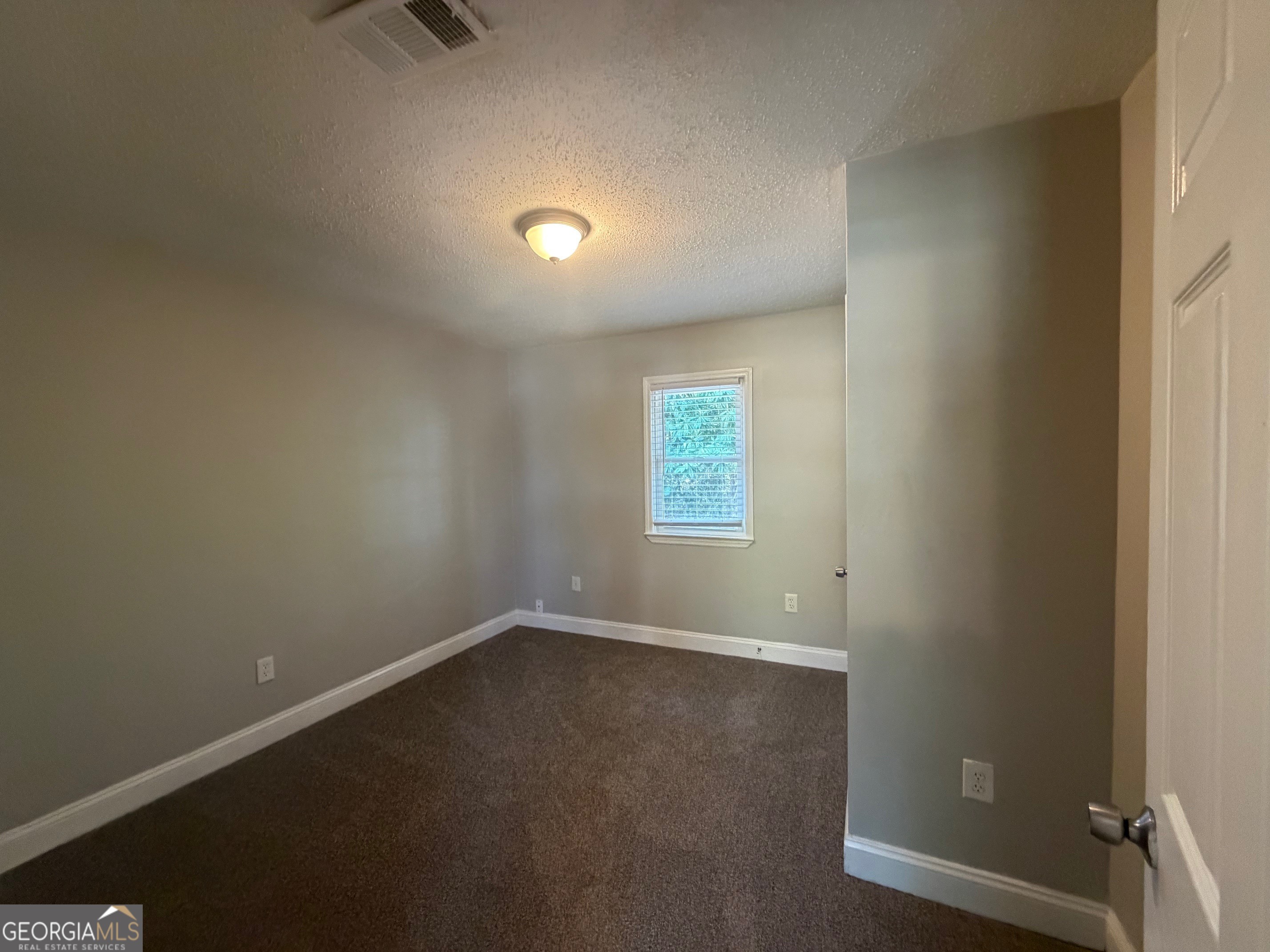8208 Connally Drive Property Photo 9