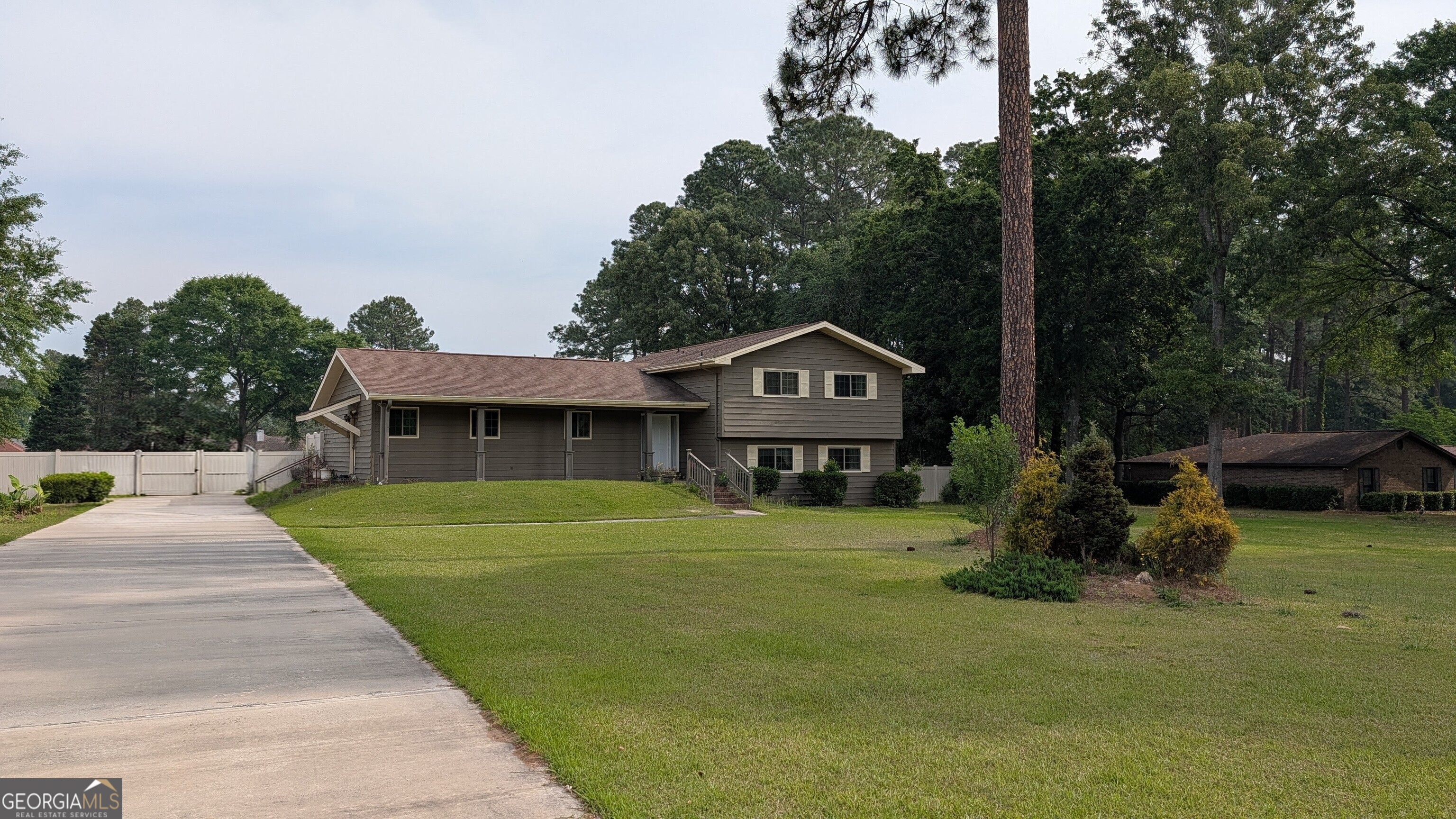 113 Quail Run Drive Property Photo 1