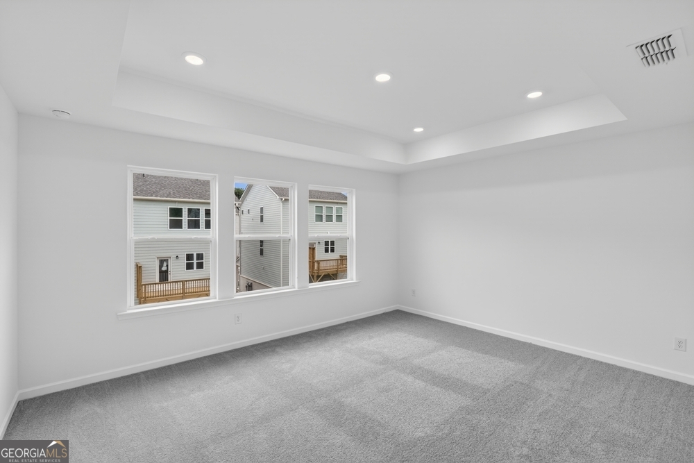 5829 Schelton Place Se Property Photo 9