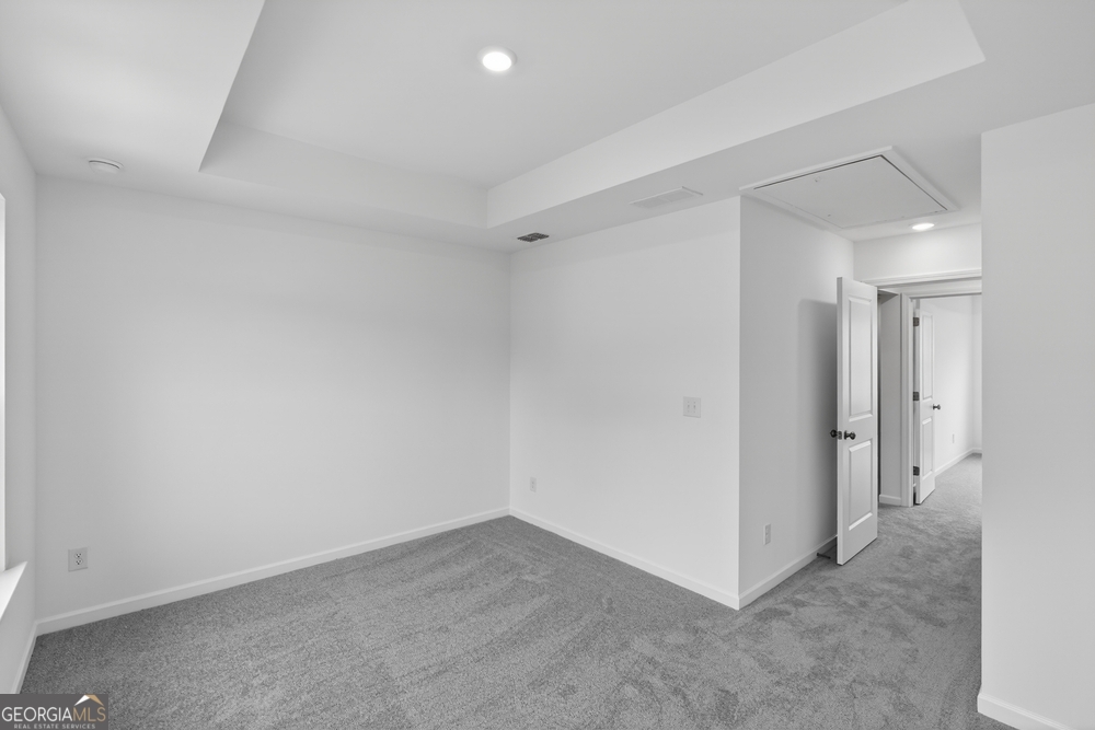 5829 Schelton Place Se Property Photo 16