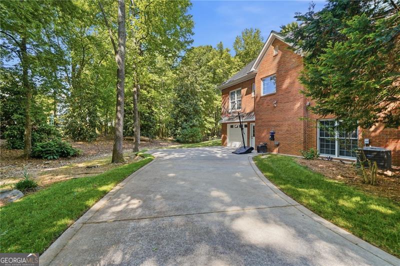 153 York Place Property Photo 6