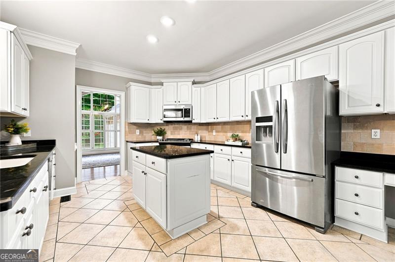 153 York Place Property Photo 15