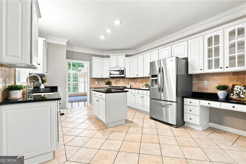 153 York Place Property Photo 17