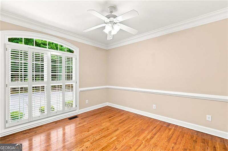 153 York Place Property Photo 31