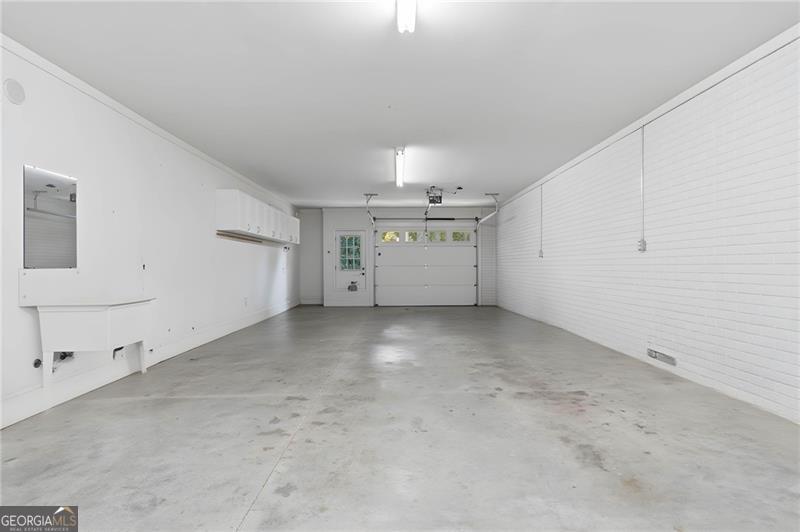 153 York Place Property Photo 54