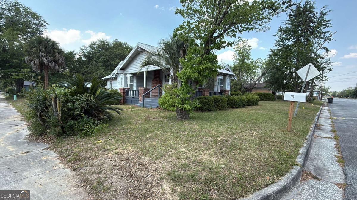 713 Quaterman Street Property Photo 2