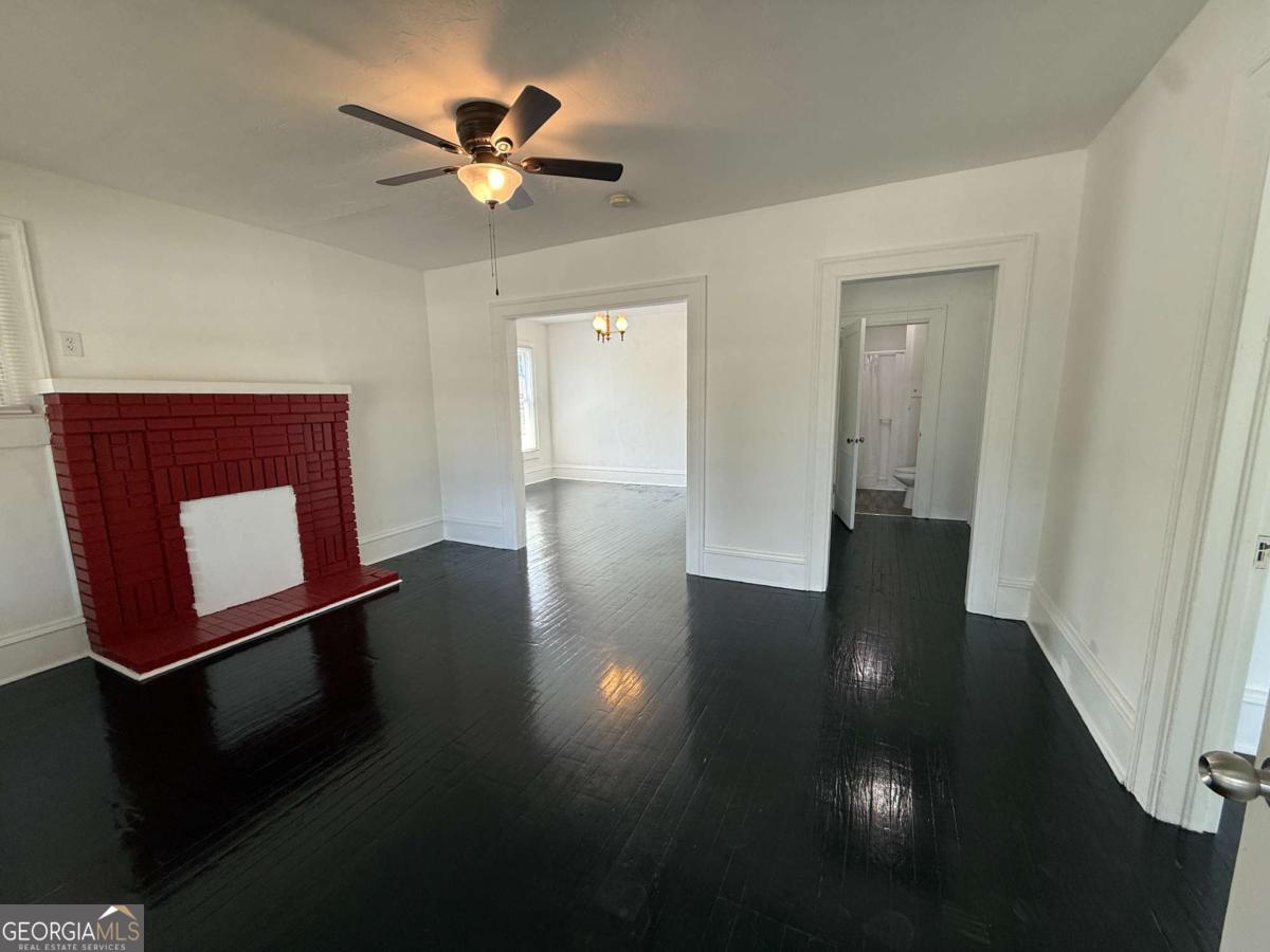 713 Quaterman Street Property Photo 4