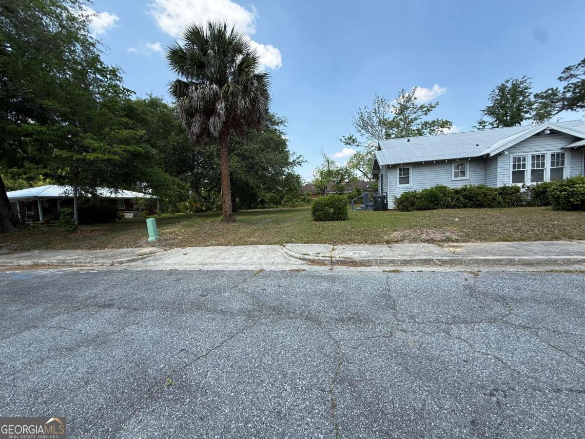 713 Quaterman Street Property Photo 22