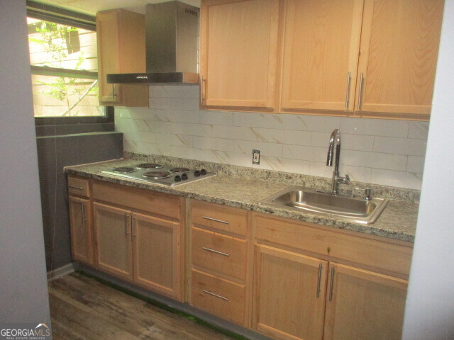 7041 Babbling Brook Drive Property Photo 15