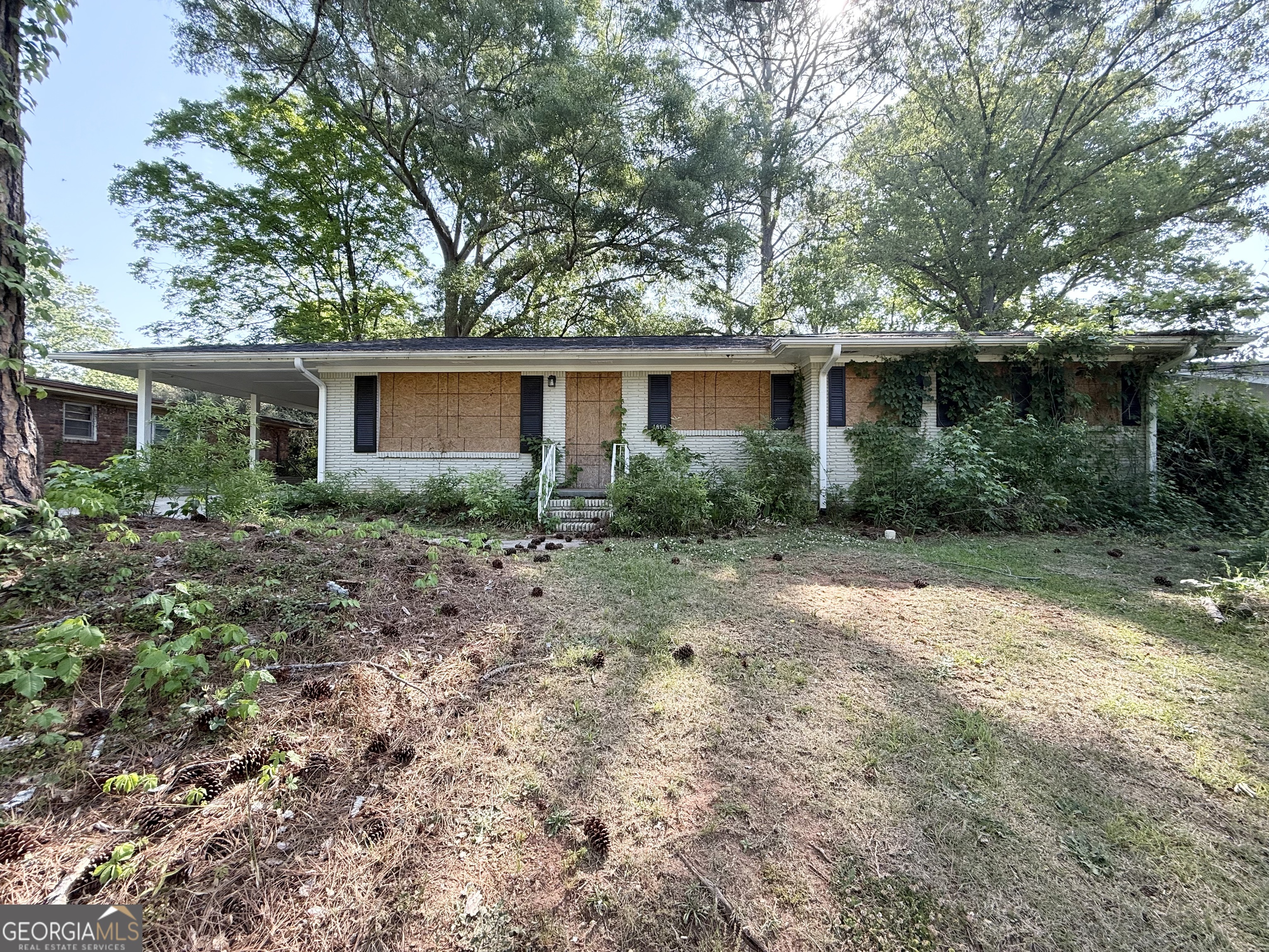 1890 Idlewood Drive Property Photo 2