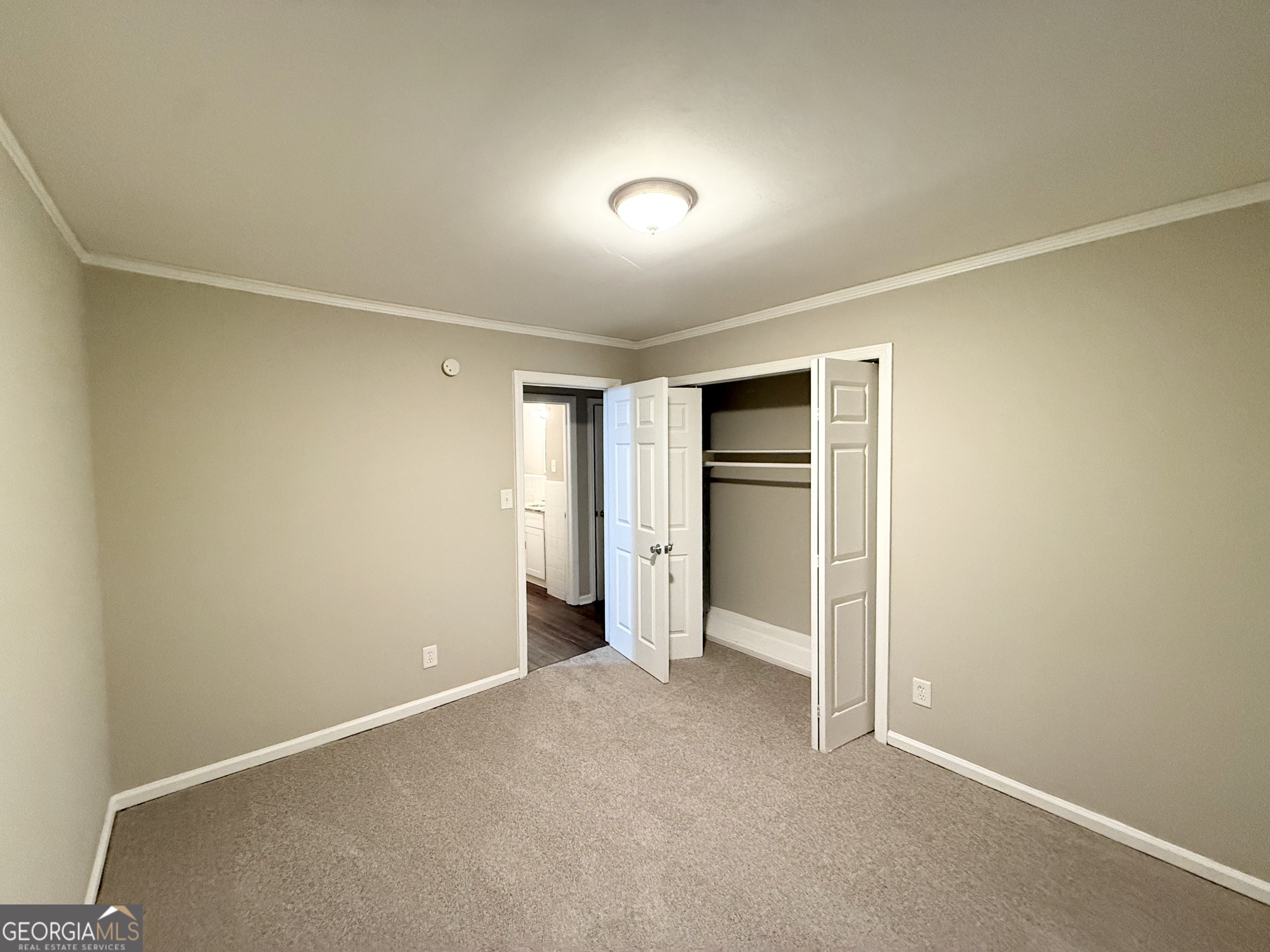 1890 Idlewood Drive Property Photo 11