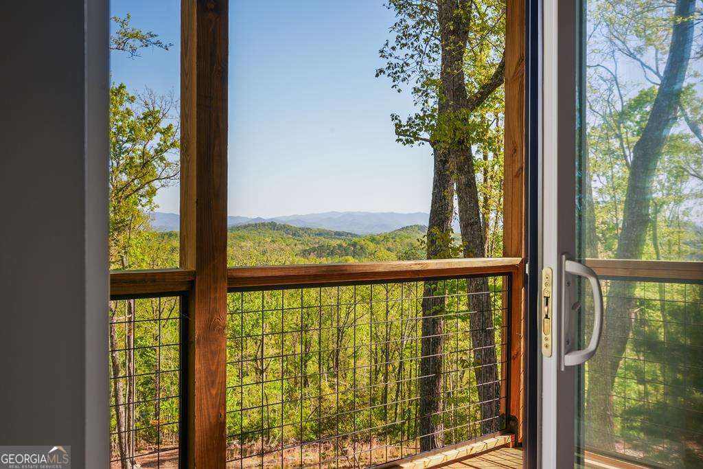 194 Quiet Woods Trail Property Photo 23