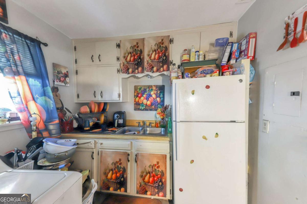 1097 Cordova Street Sw Property Photo 10