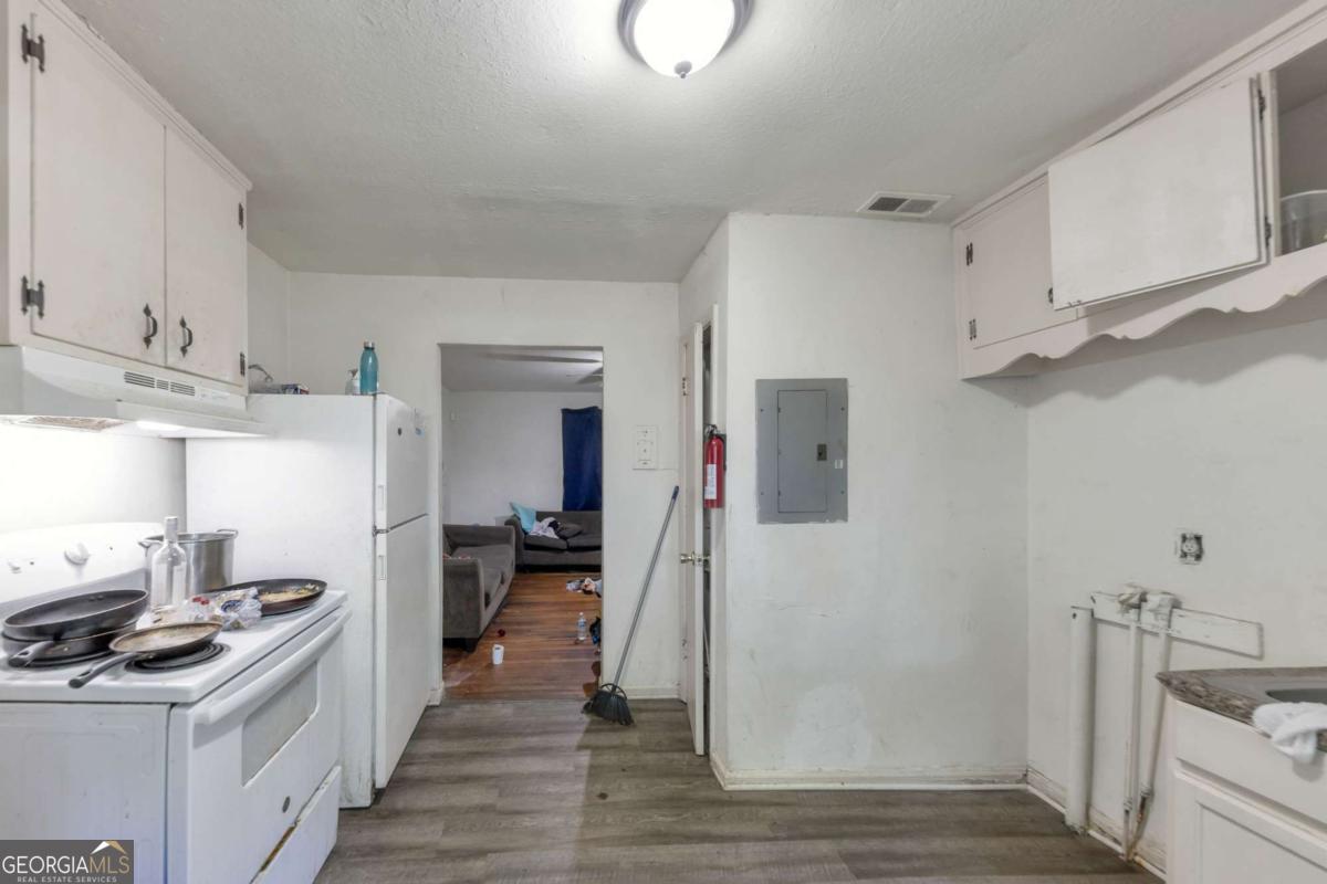 1097 Cordova Street Sw Property Photo 21