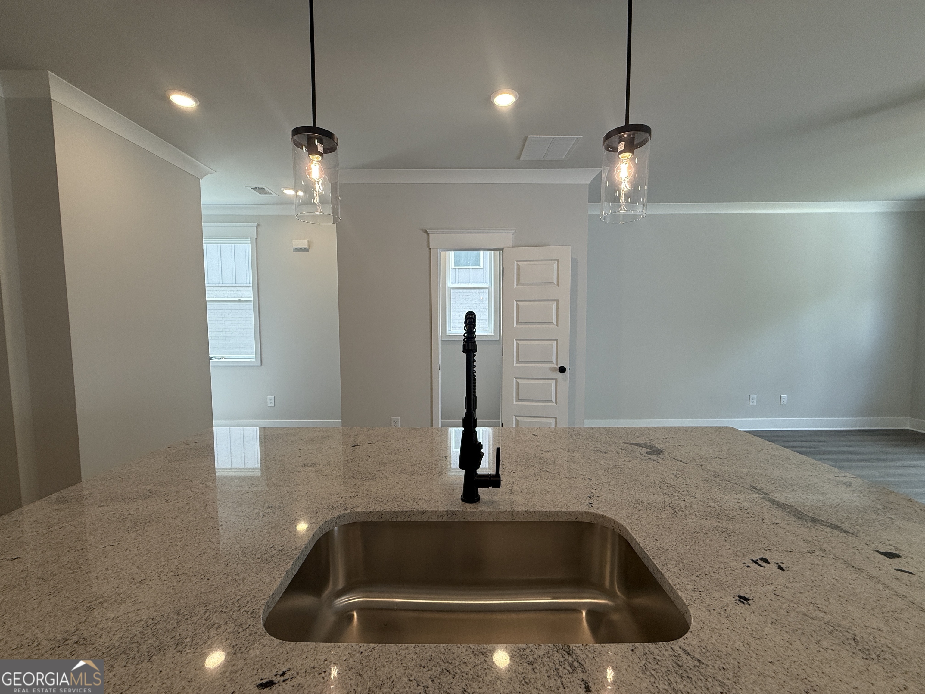 343 Brook Landing Circle Property Photo 11