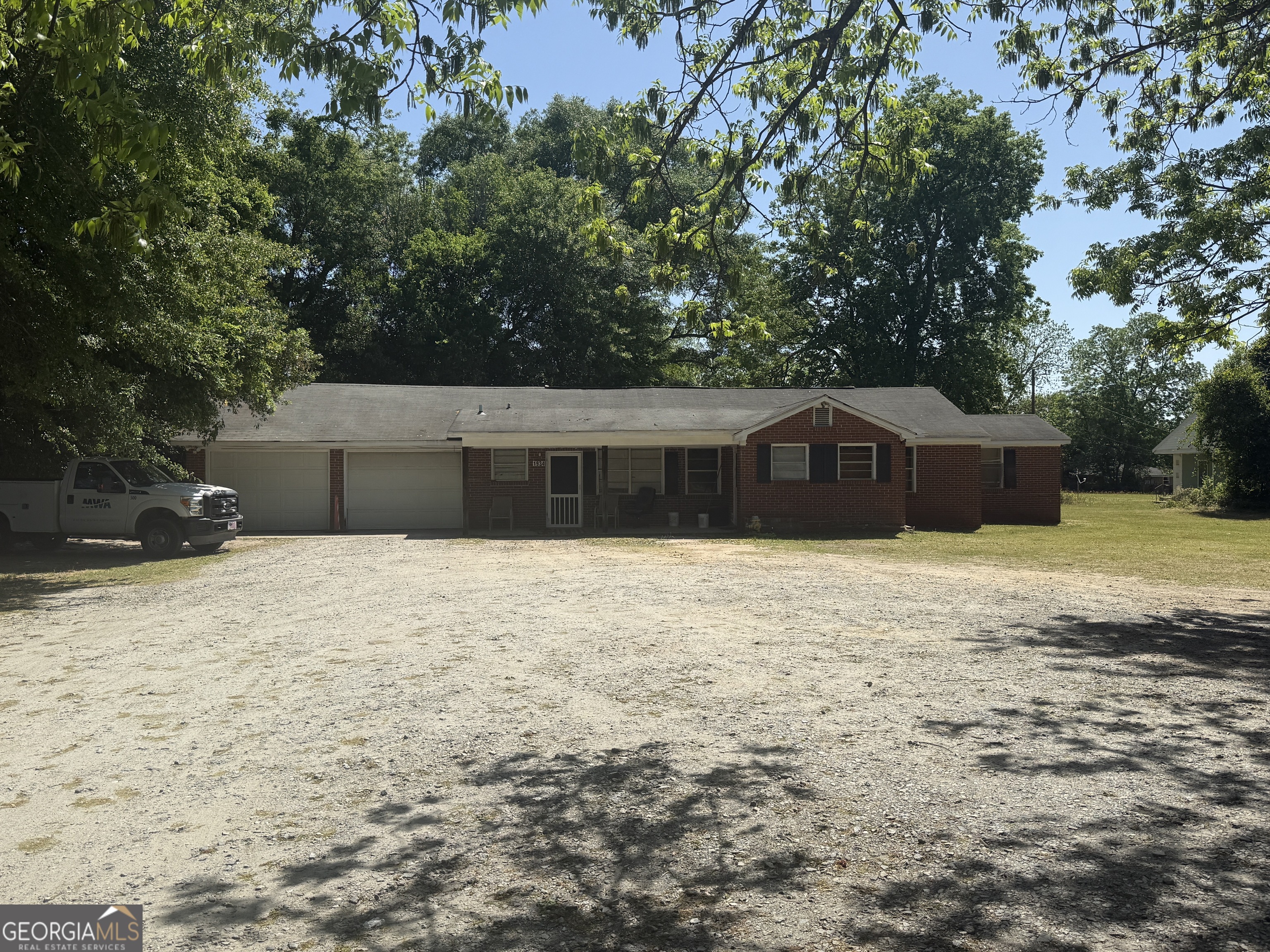 1852 Christian Avenue Property Photo 2