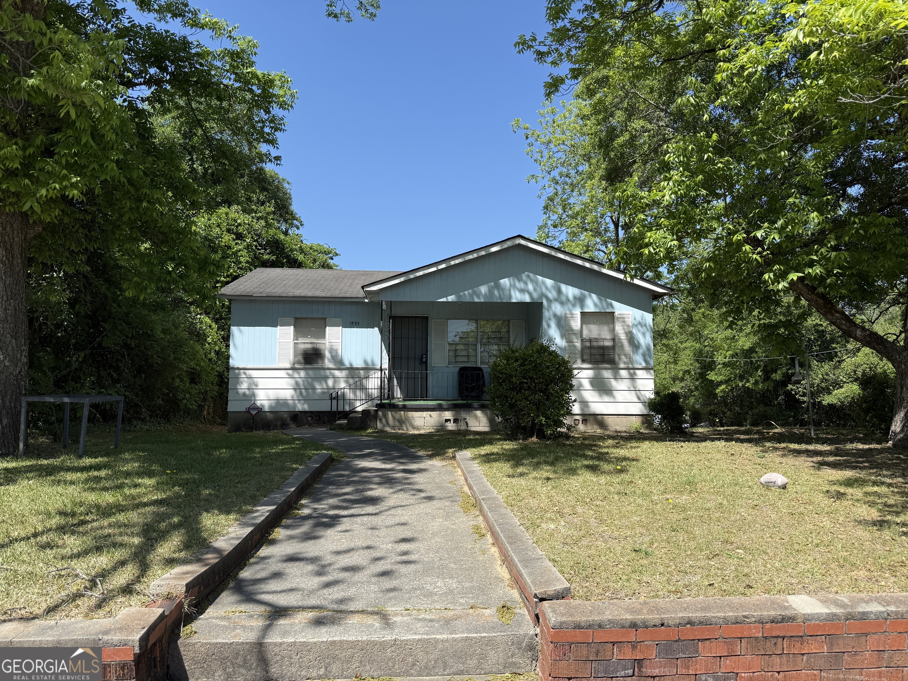 1852 Christian Avenue Property Photo 4