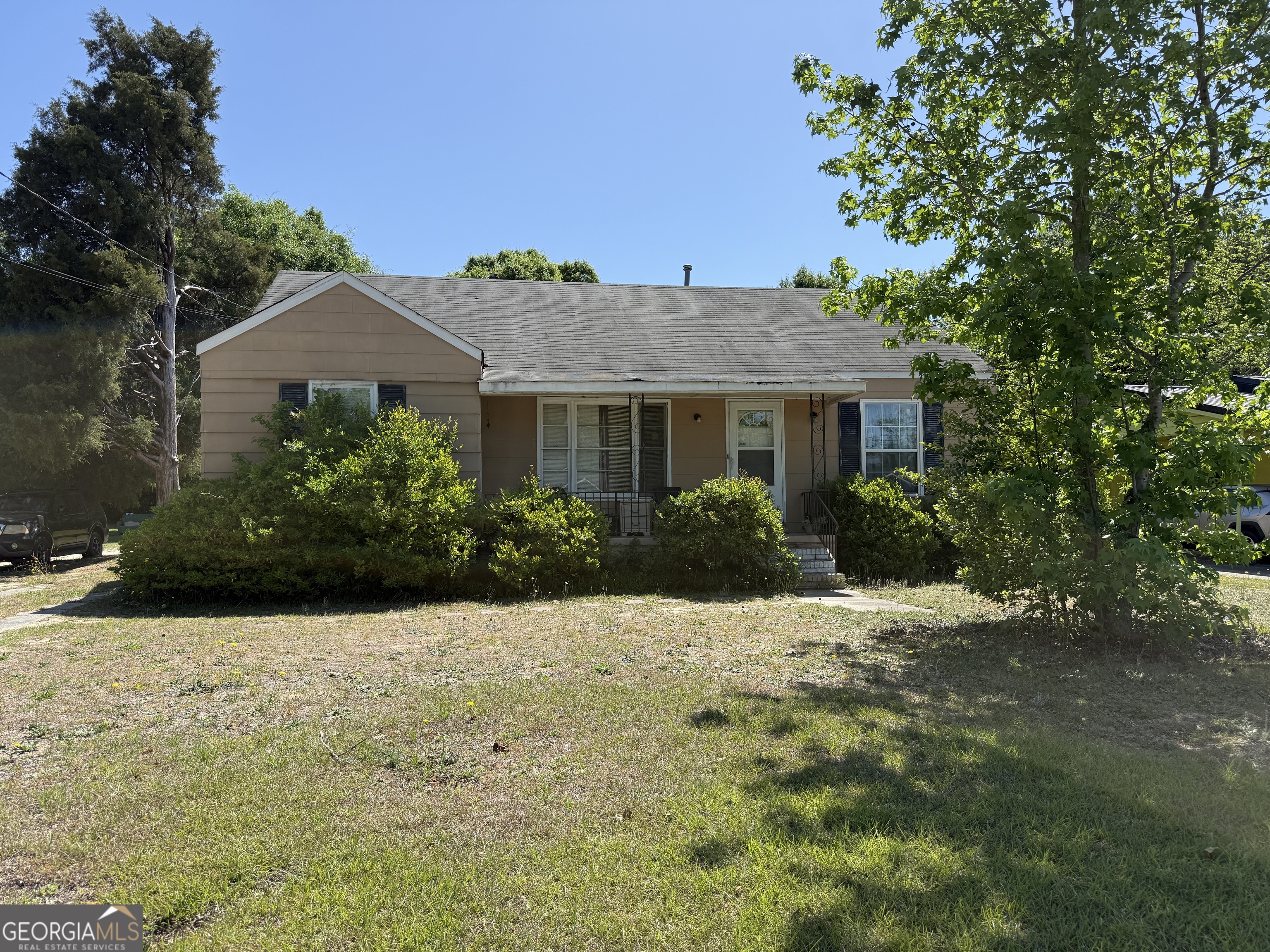 1852 Christian Avenue Property Photo 5