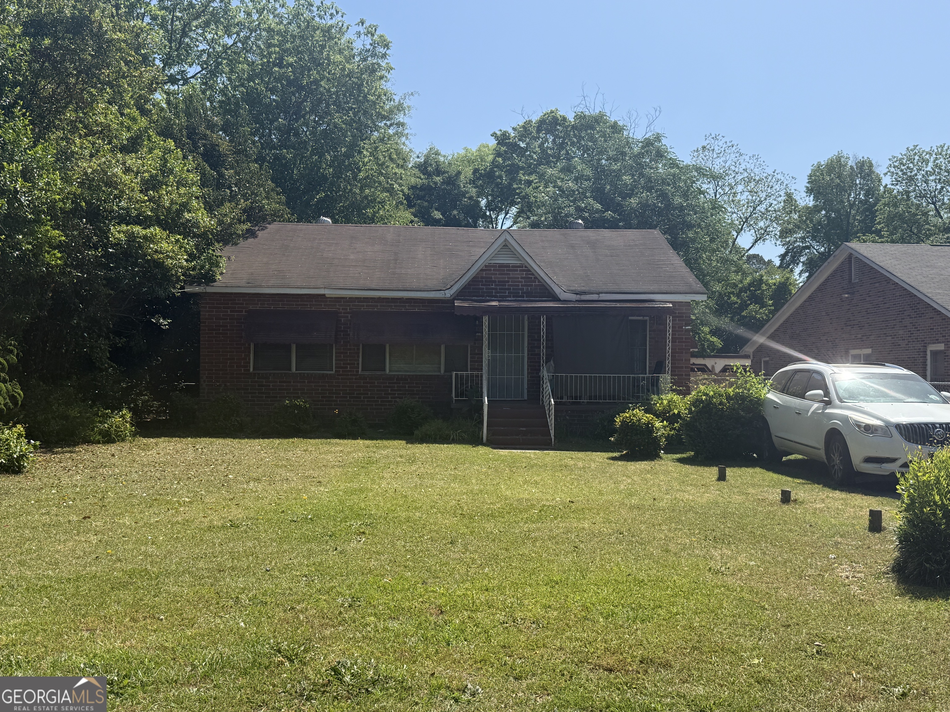 1852 Christian Avenue Property Photo 6