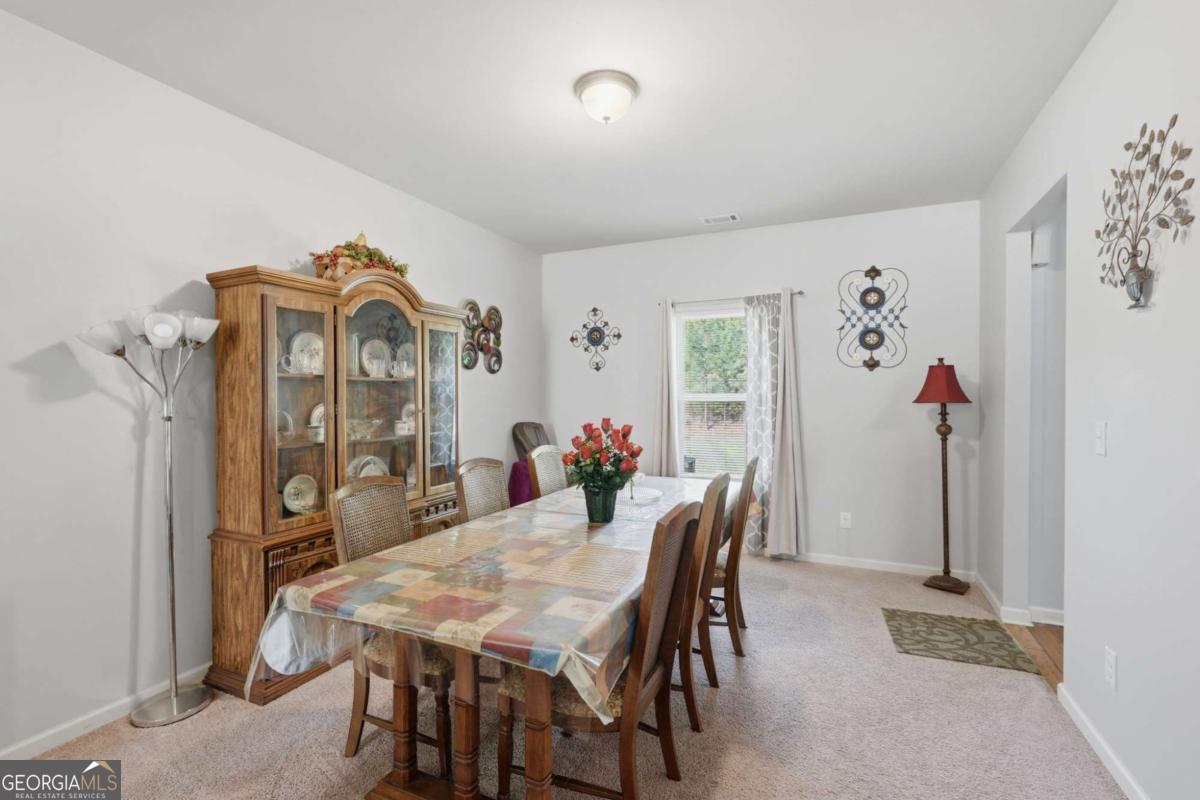 17 Bartlett Drive Property Photo 15