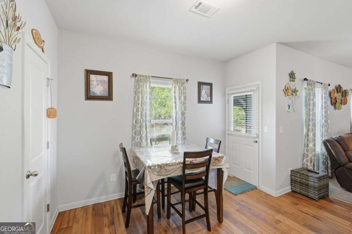 17 Bartlett Drive Property Photo 21