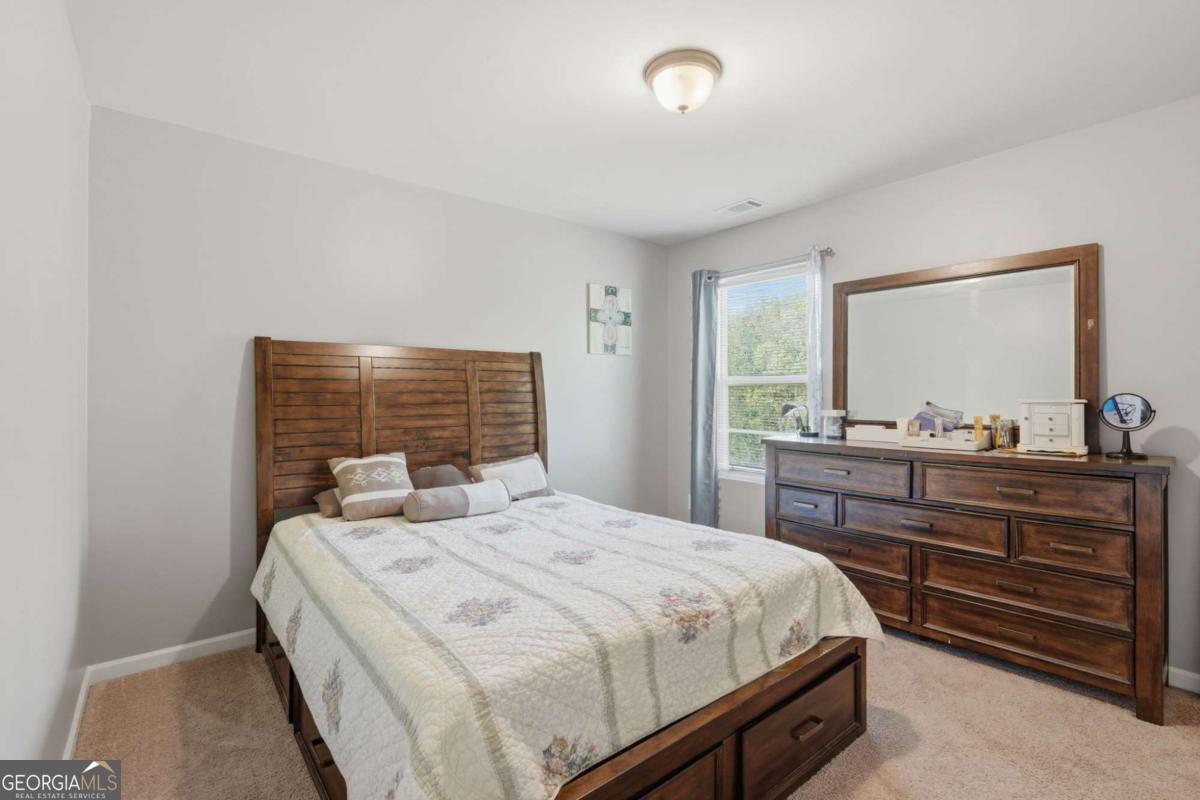 17 Bartlett Drive Property Photo 29