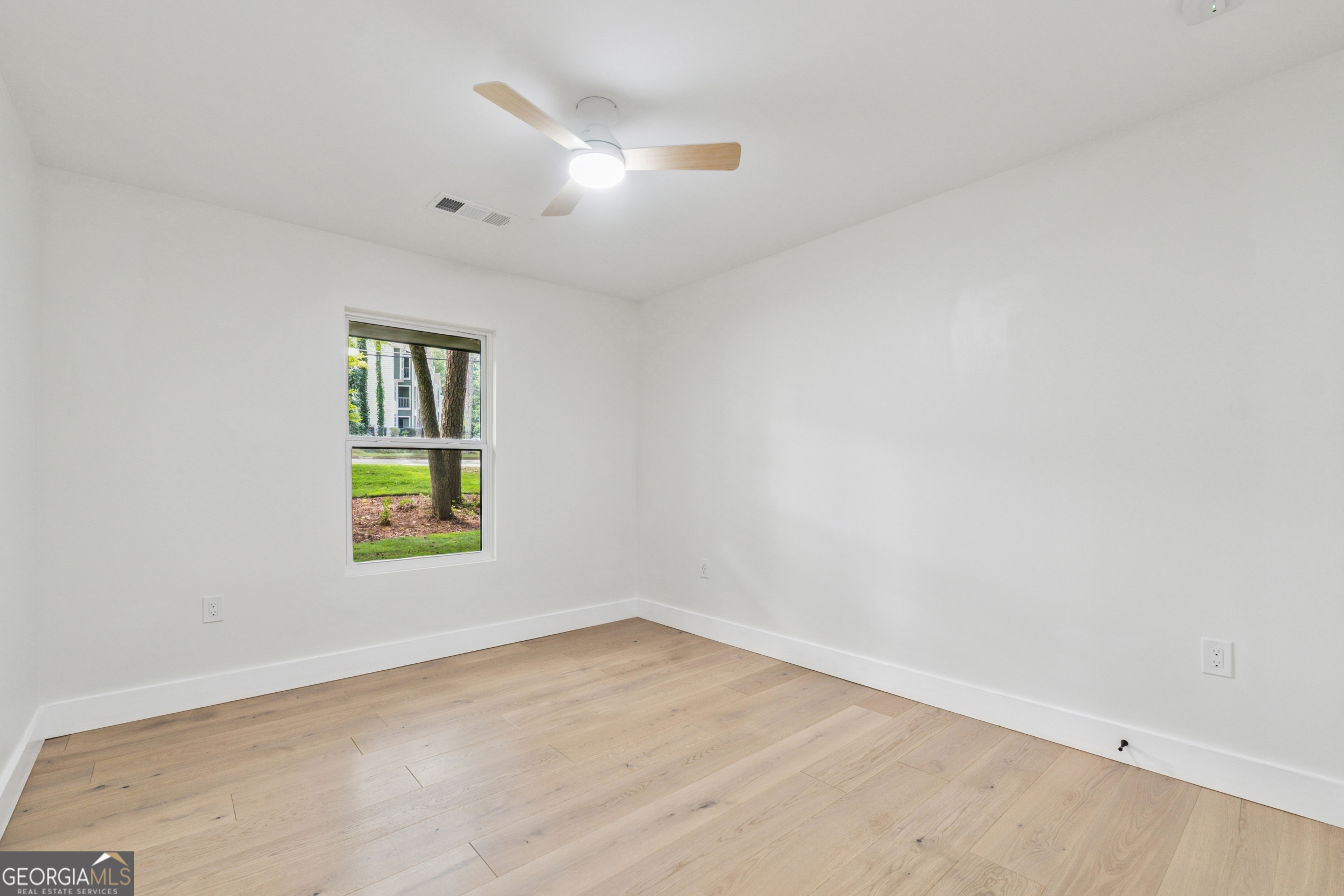 1542 Lavista Road Ne Property Photo 16