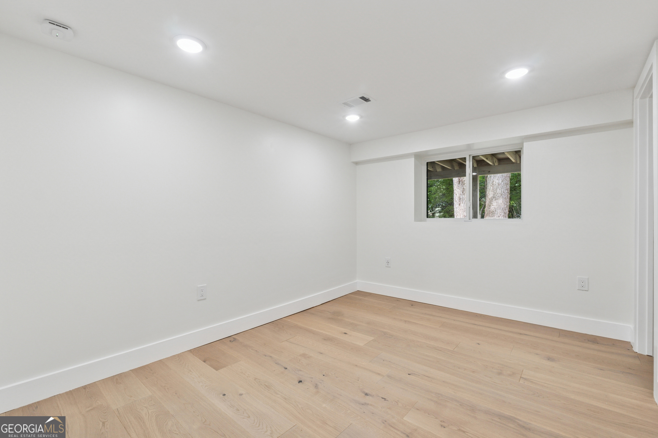 1542 Lavista Road Ne Property Photo 25