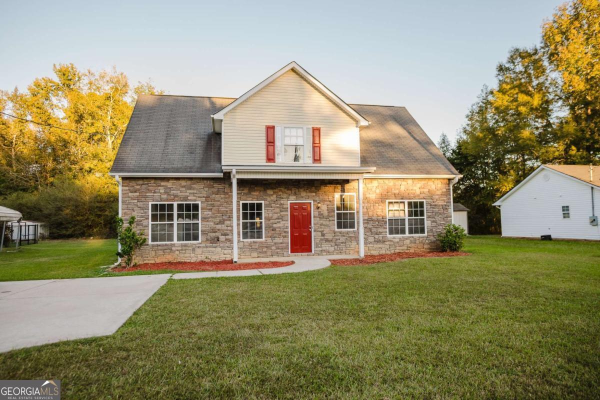 108 Bradley Circle Property Photo 1