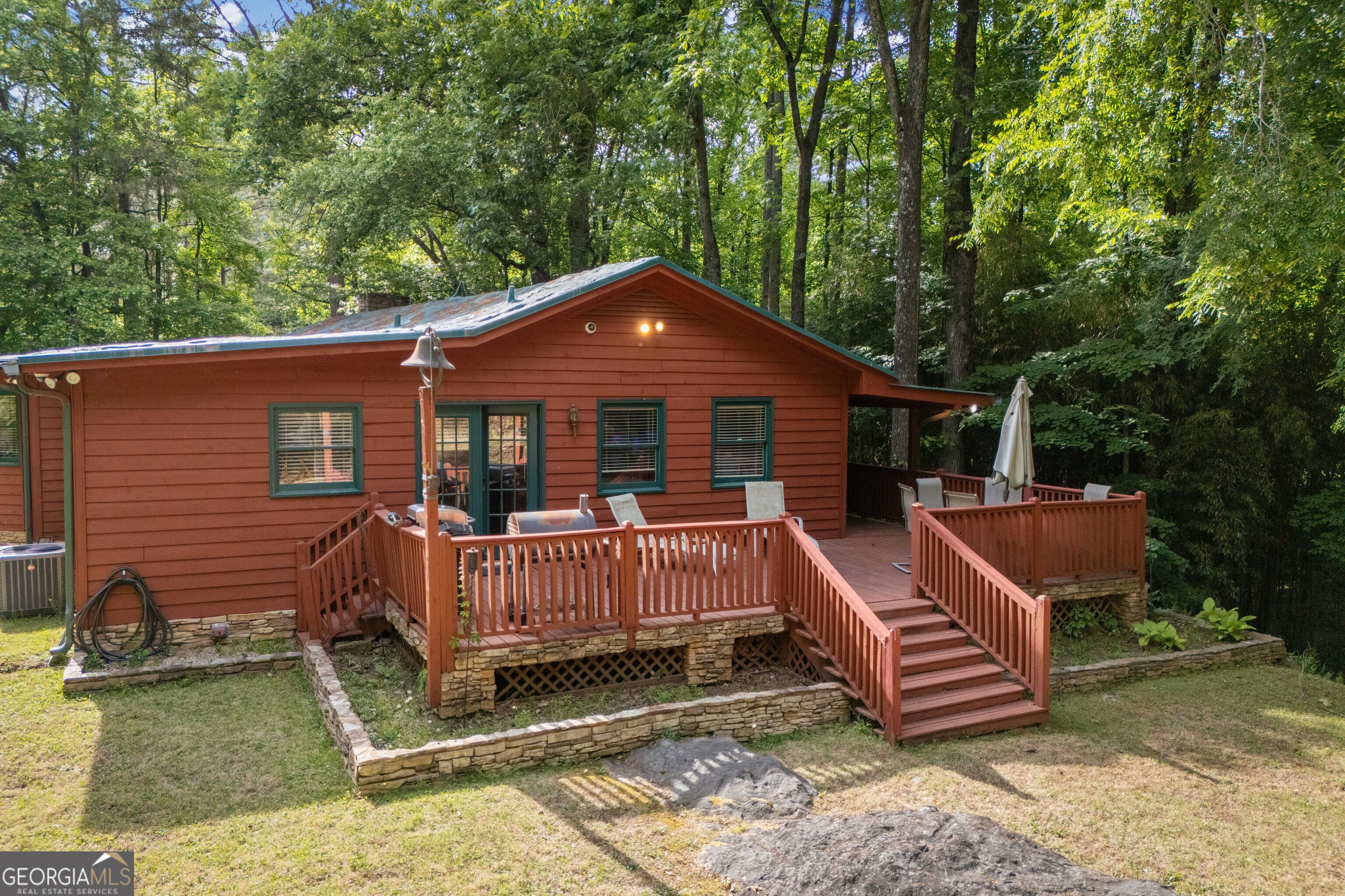 20 Clark Hill Road Property Photo 4