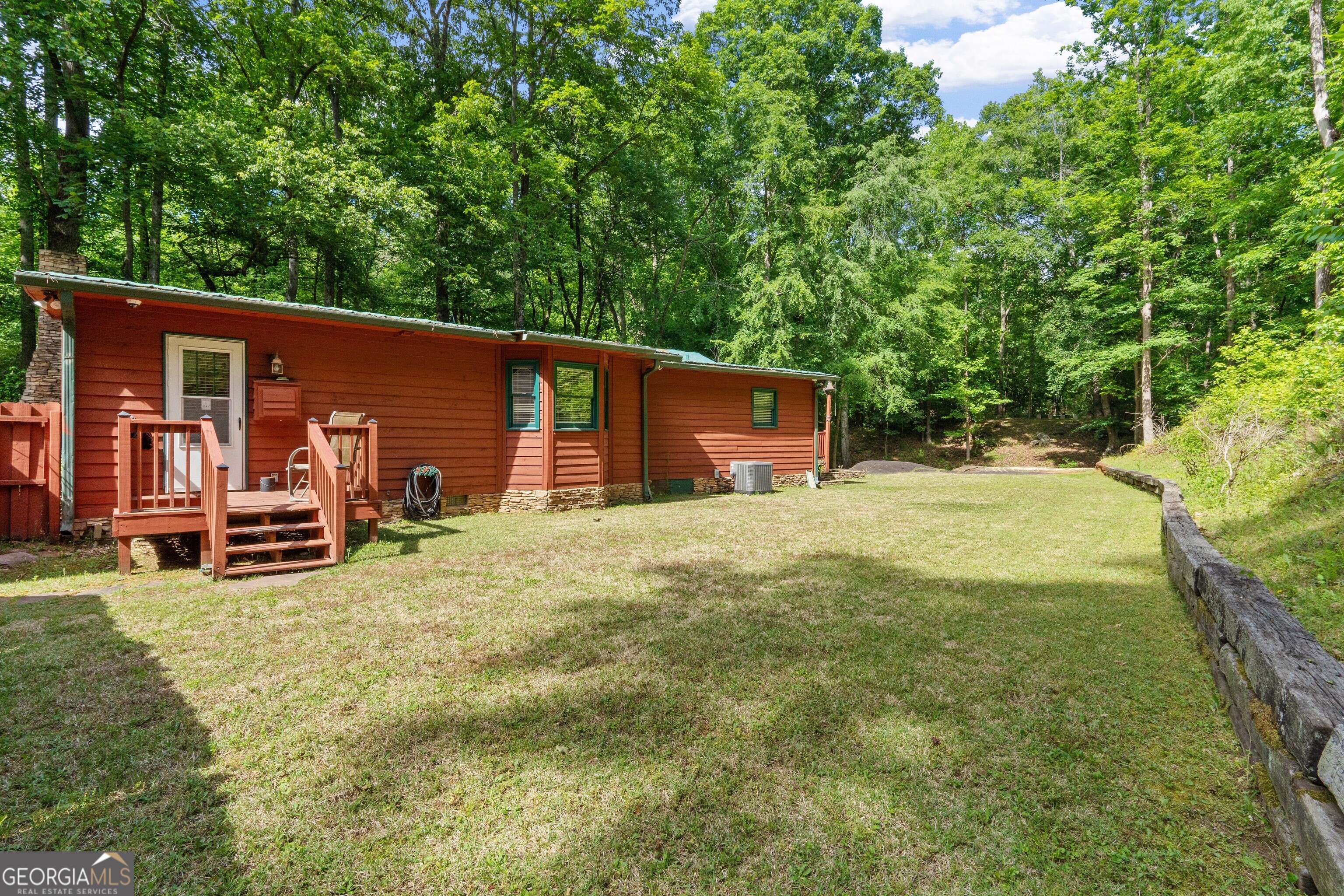 20 Clark Hill Road Property Photo 6