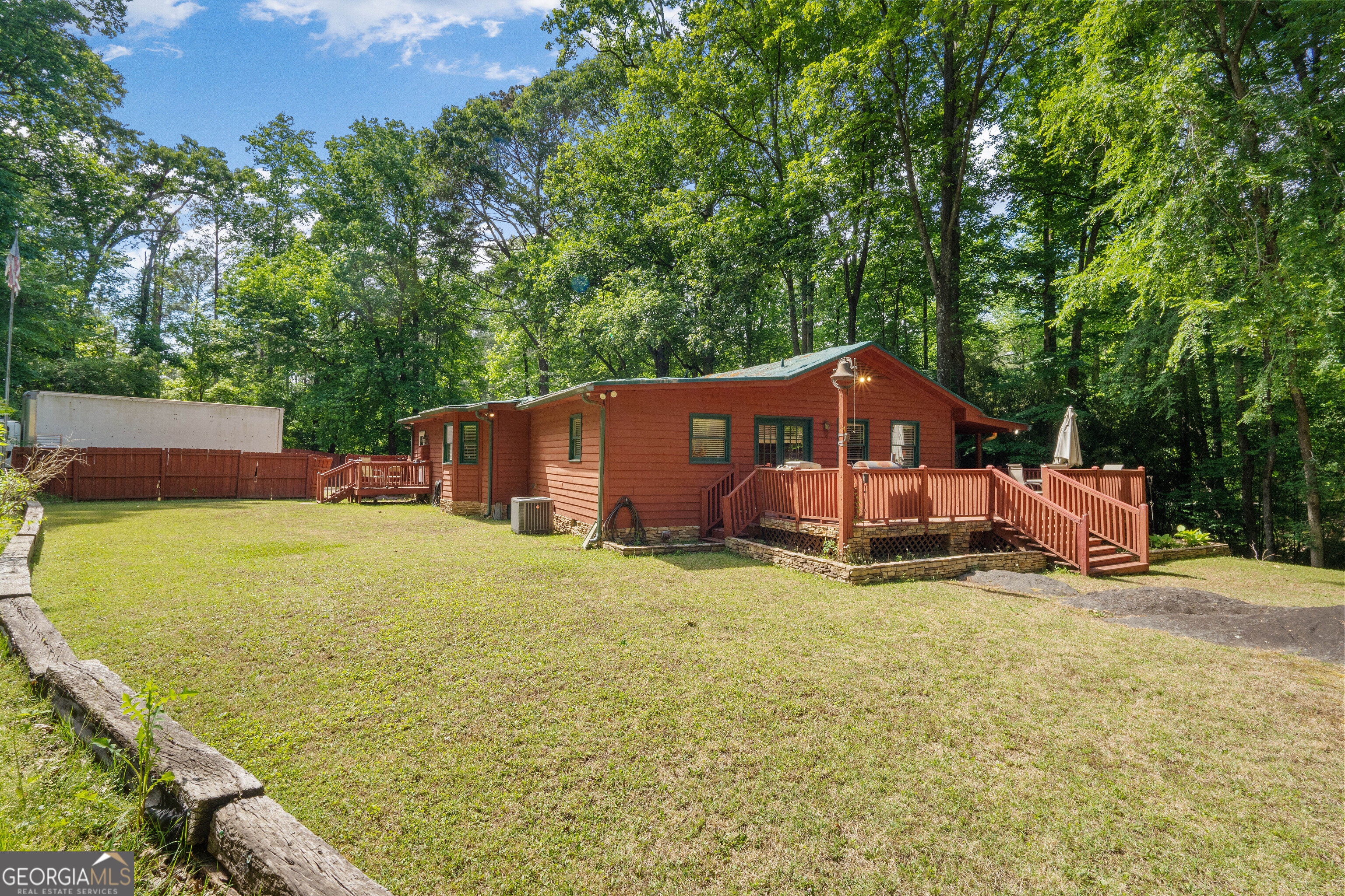 20 Clark Hill Road Property Photo 10