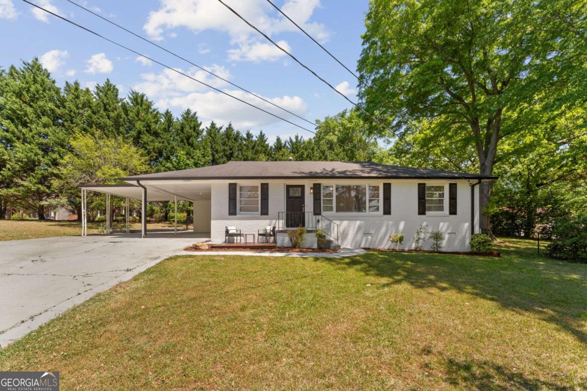 951 Cherokee Trail Se Property Photo 1