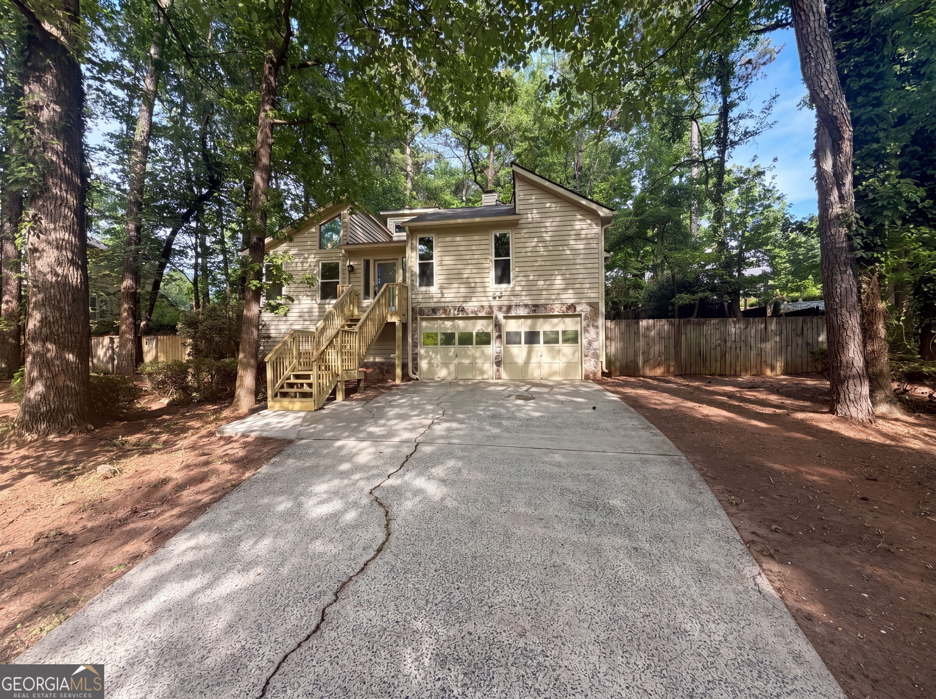 3143 Chase Court Sw Property Photo 1