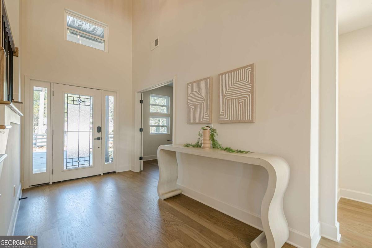 5249 Moon Road Property Photo 5