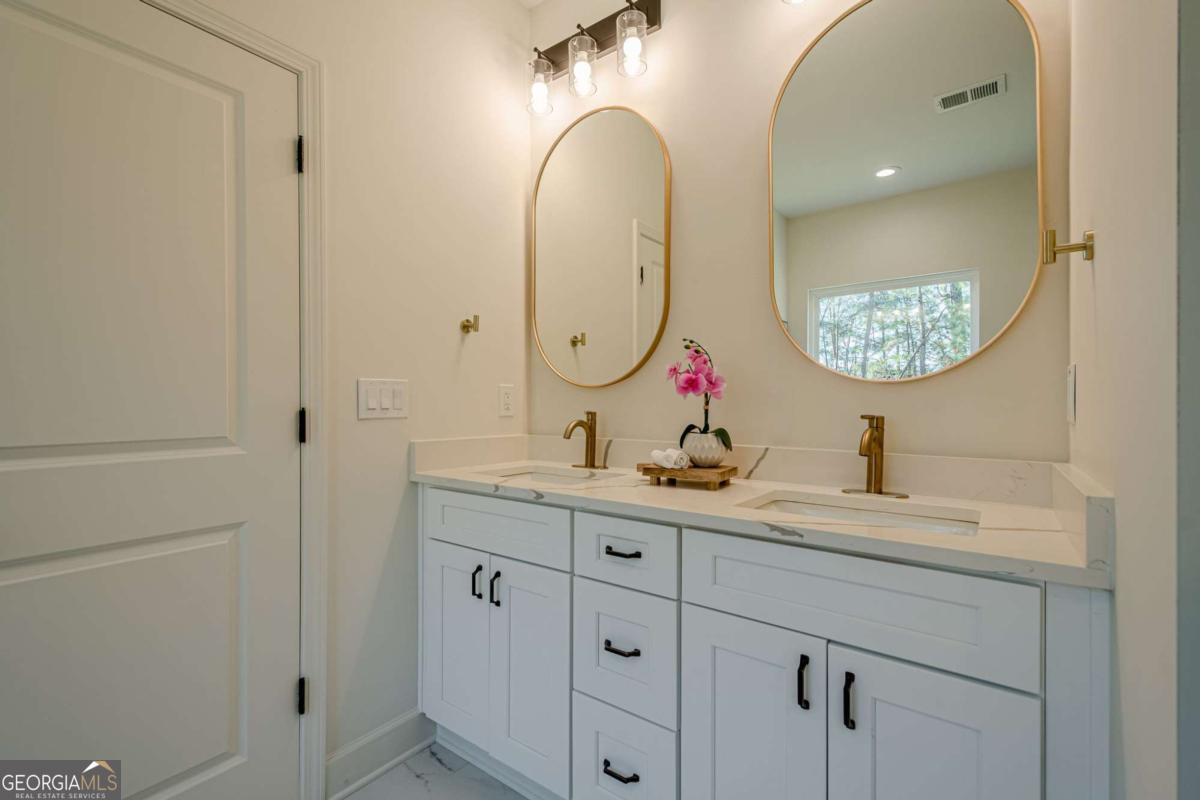 5249 Moon Road Property Photo 23