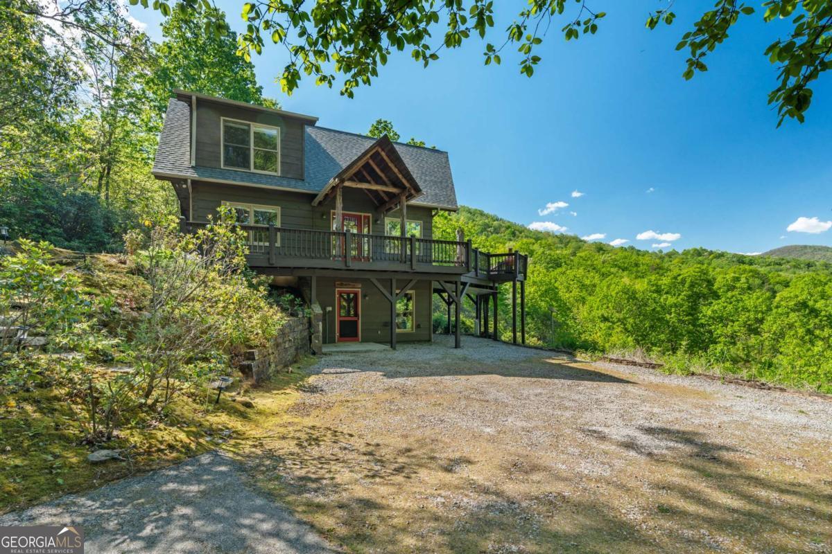 410 Falling Springs Property Photo 46