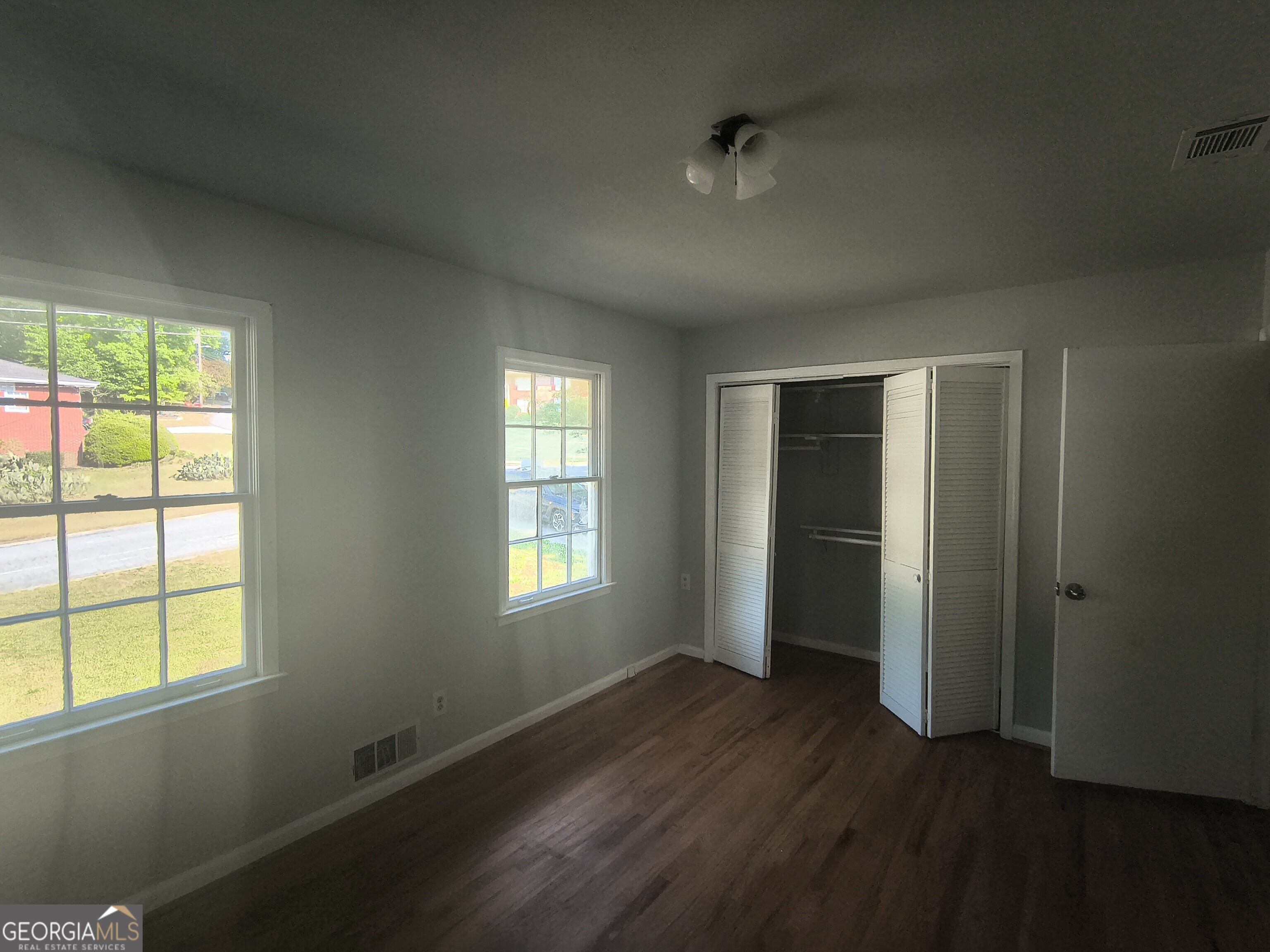 363 River Road Property Photo 3