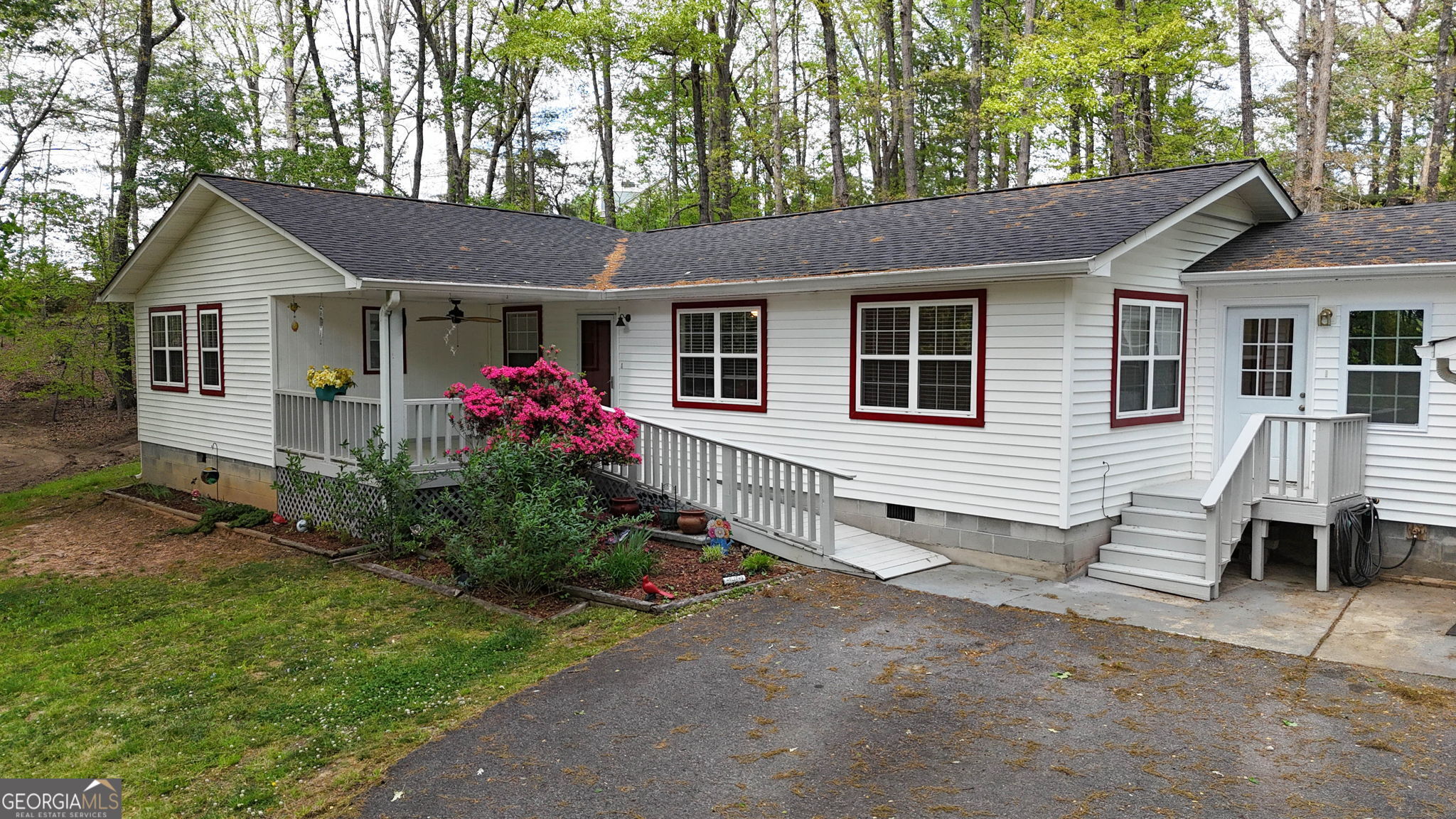 104 Country Corners Road Property Photo 2