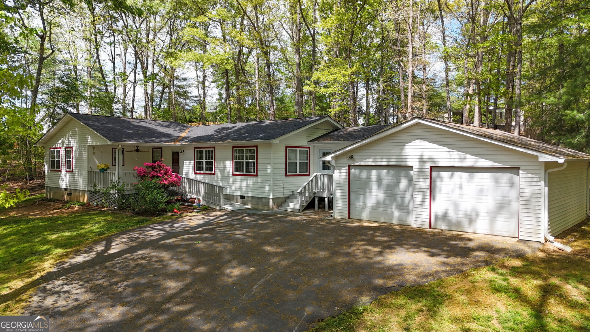 104 Country Corners Road Property Photo 5