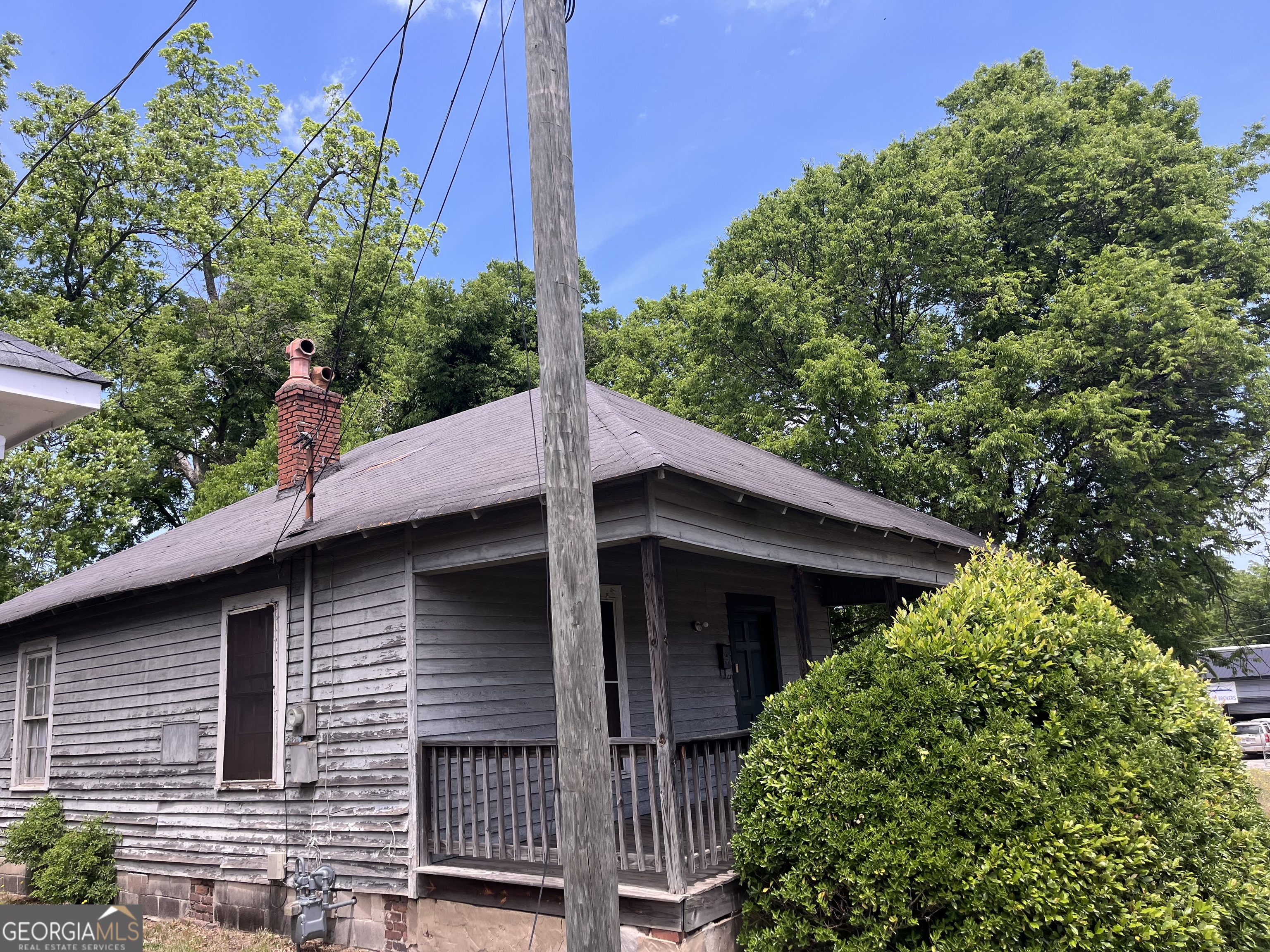 1835 Houston Avenue Property Photo 1