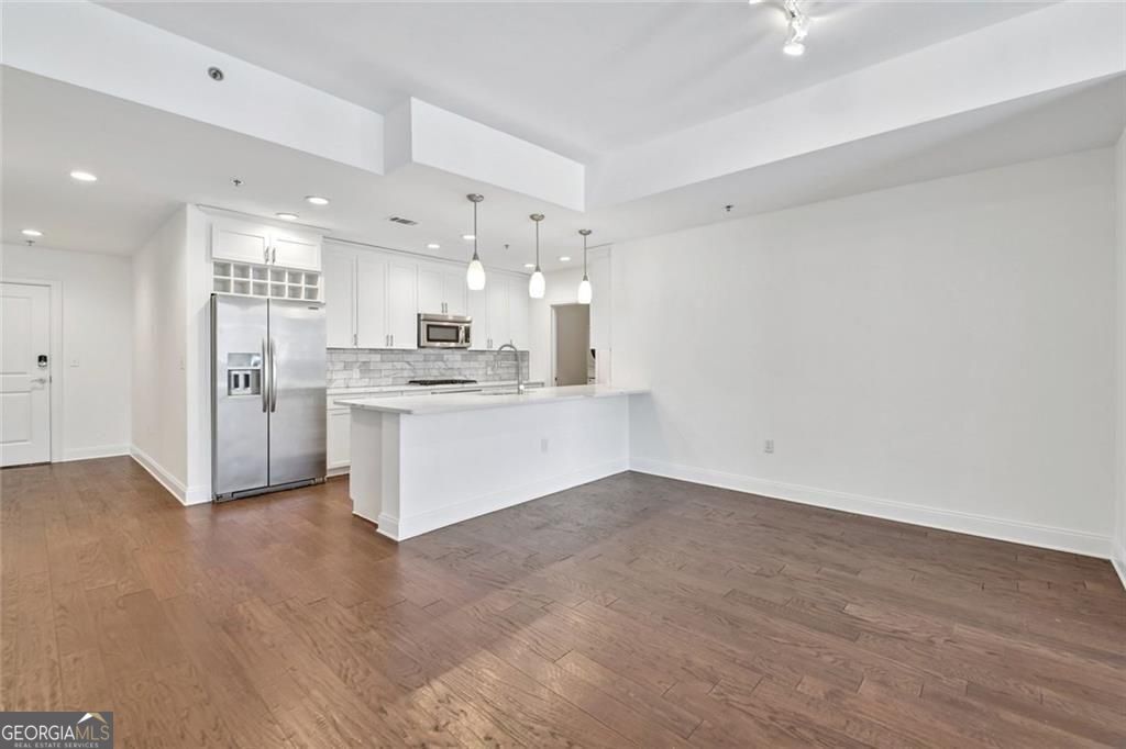 270 17th Street NW # 2010 Property Photo 1